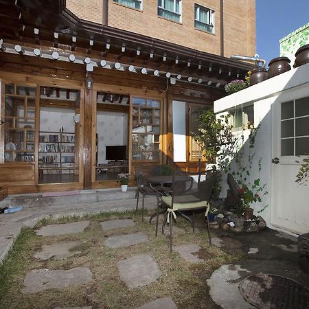 Vine Hanok Guesthouse Seoul Eksteriør bilde