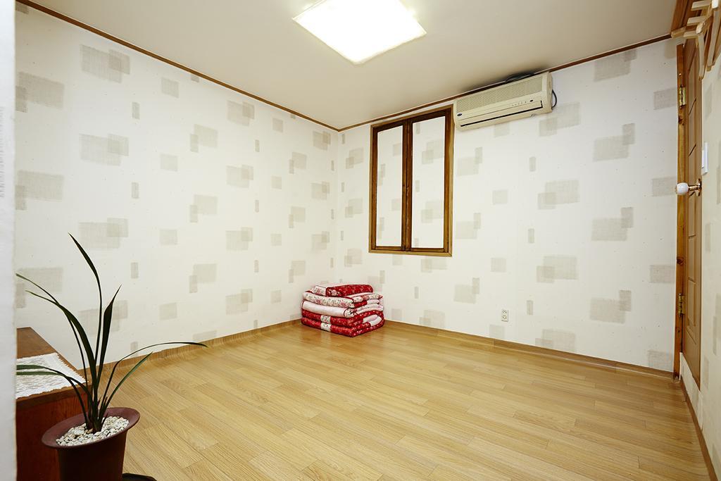 Vine Hanok Guesthouse Seoul Rom bilde